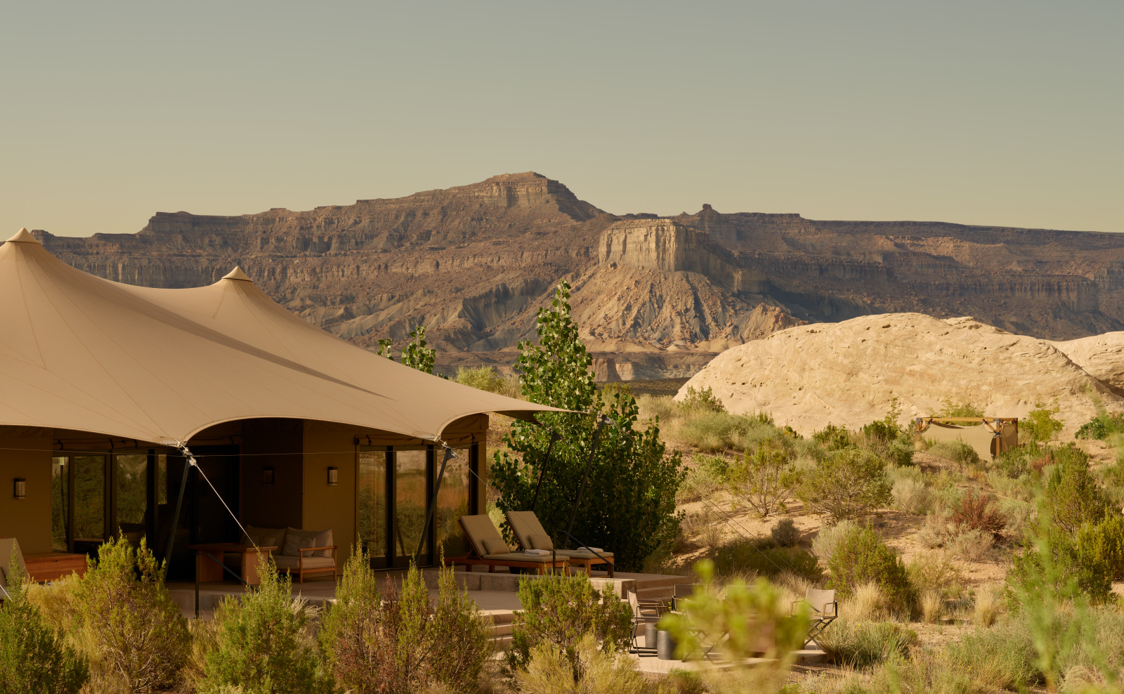 23-09-amangiri-camp-sarika-views-4685